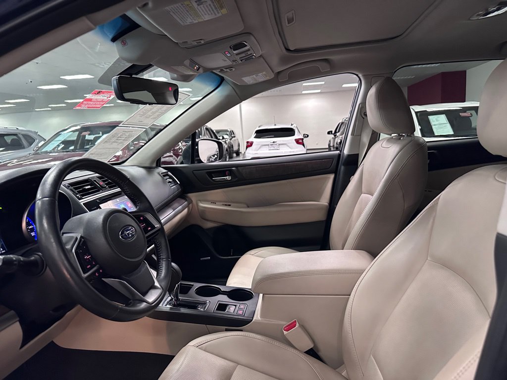 Used 2018 Subaru Outback 3.6R Limited AWD/4WD image 16