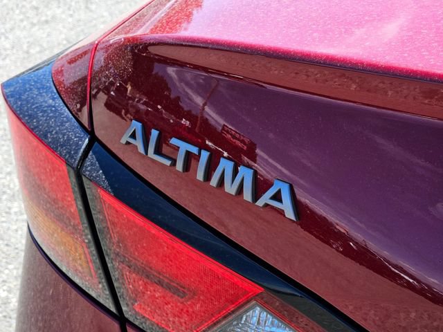 Used 2024 Nissan Altima 2.5 SV FWD image 11