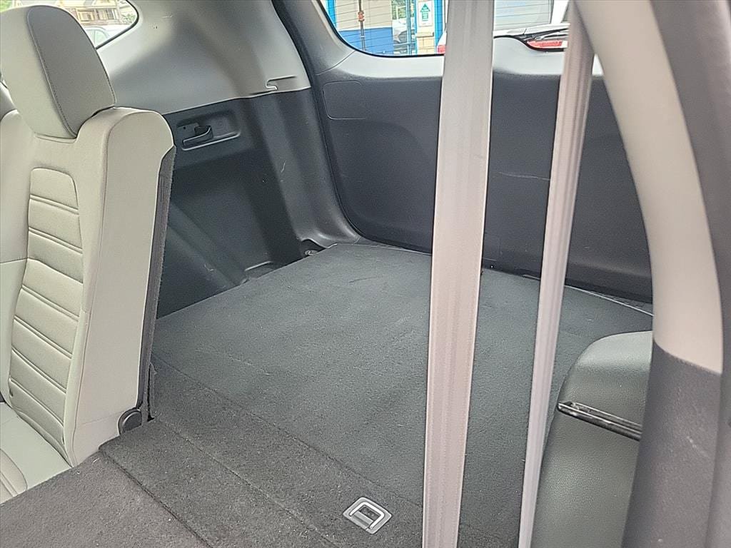 Used 2017 Honda CR-V LX image 17