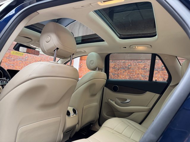 Certified 2022 Mercedes-Benz GLC 300 4MATIC image 24