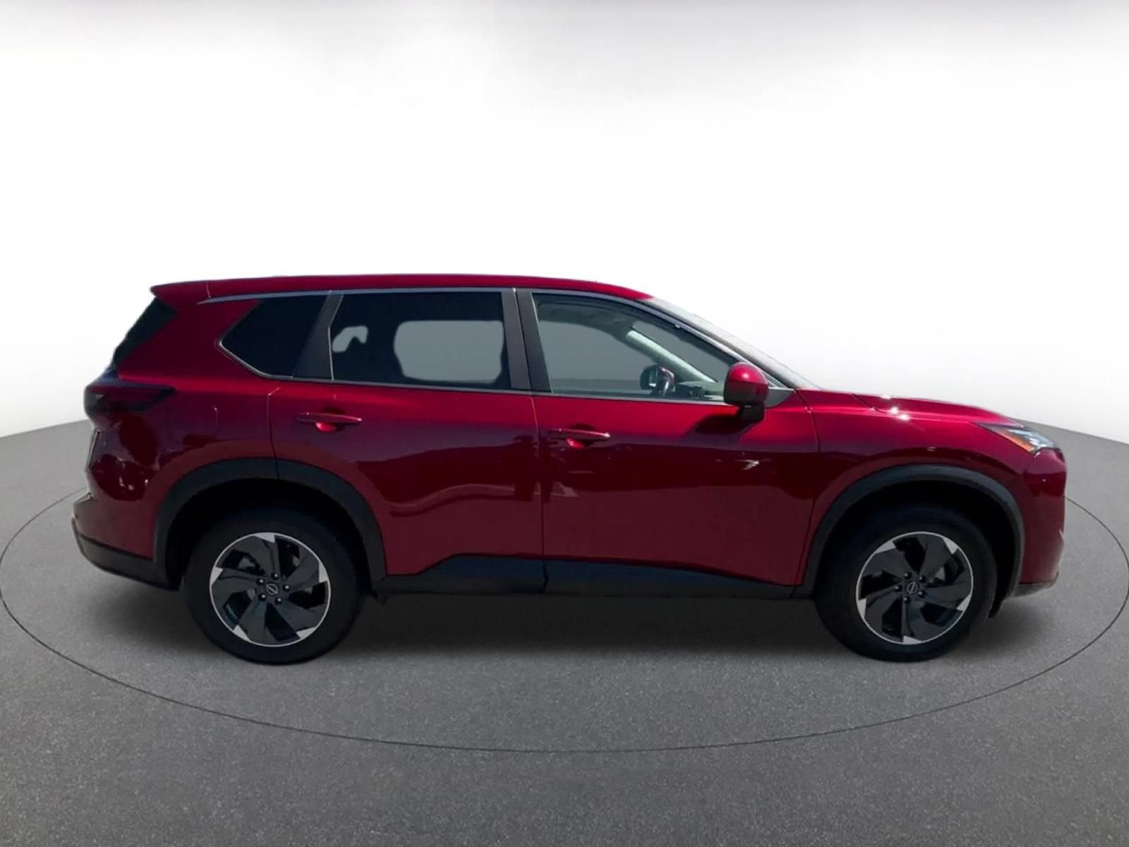 Used 2025 Nissan Rogue SV AWD/4WD image 15