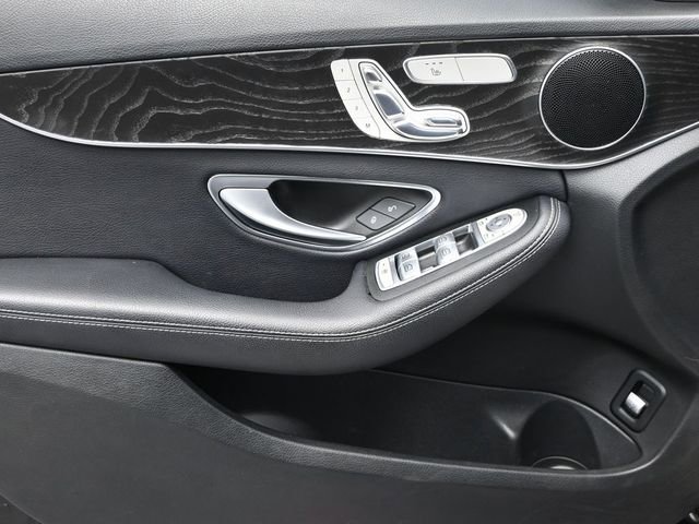 Used 2018 Mercedes-Benz C 300 Sedan w/ Premium Package image 13
