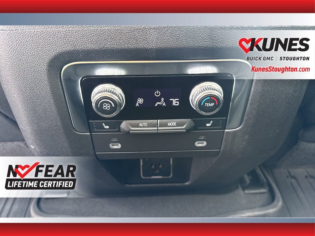 Used 2024 GMC Yukon AT4 image 42