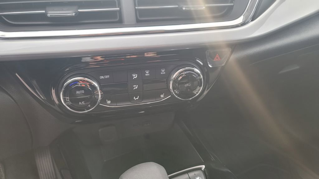 New 2026 Chevrolet Trax LT w/ Driver Confidence Package image 22