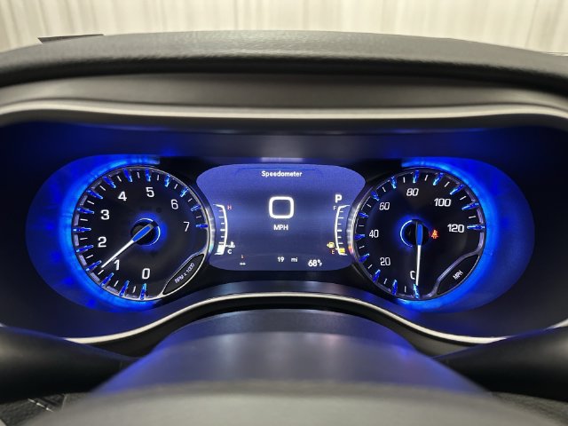 New 2027 Chrysler Pacifica Select AWD/4WD image 13