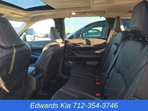 Used 2023 INFINITI QX60 Luxe w/ Cargo Package image 11