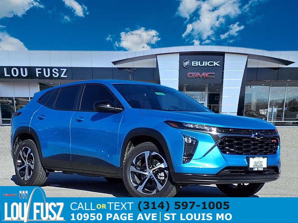 Used 2025 Chevrolet Trax RS w/ Driver Confidence Package