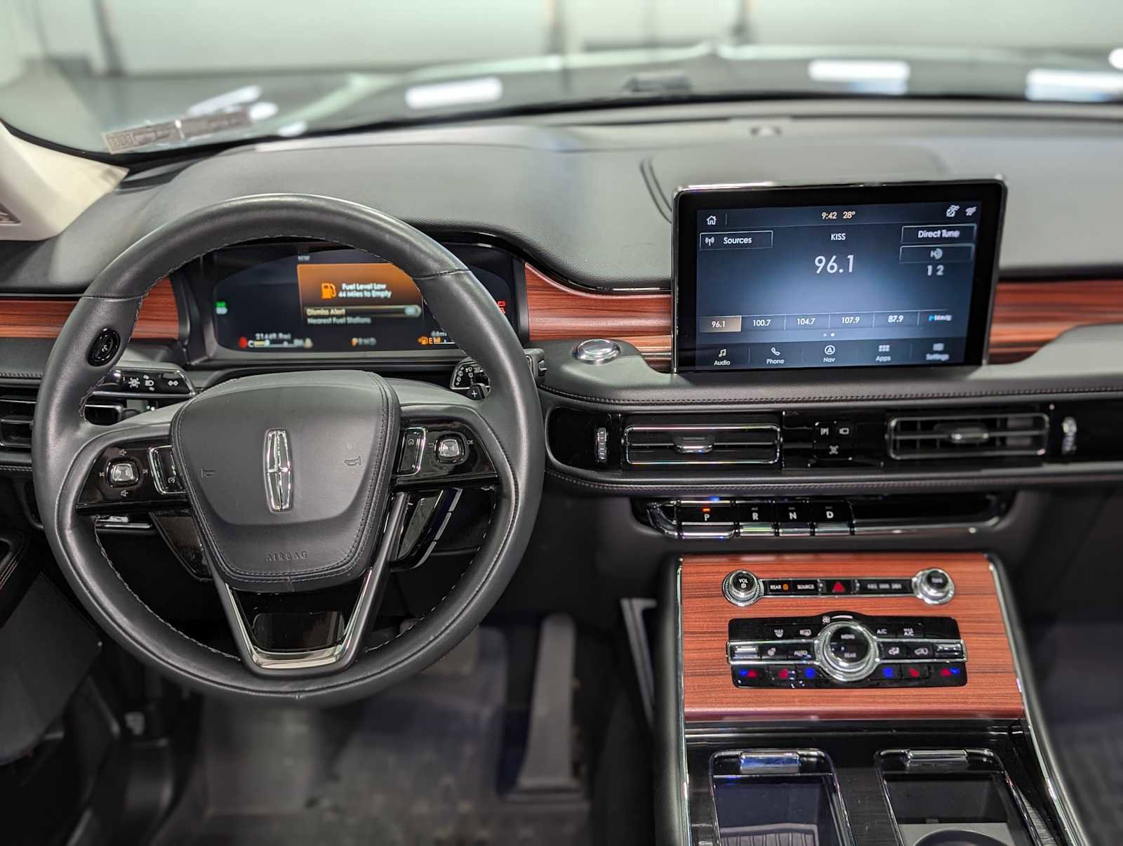 Used 2024 Lincoln Aviator Reserve w/ Elements Package Plus image 5