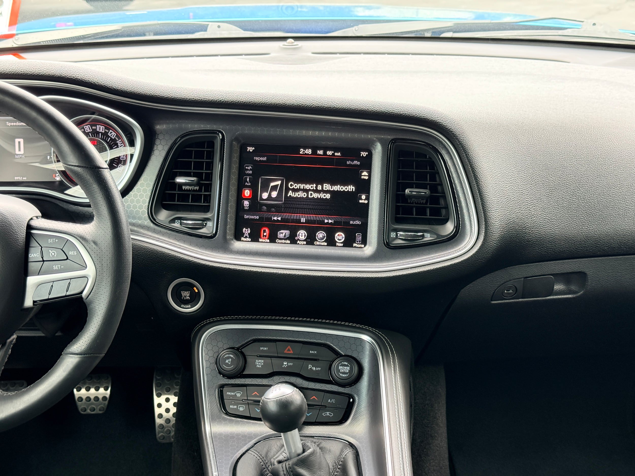 Used 2016 Dodge Challenger R/T Scat Pack w/ Leather Interior Group RWD image 18