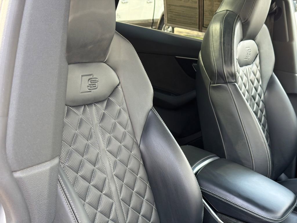 Used 2021 Audi SQ8 Premium Plus w/ SQ8 Black Optic Package image 10