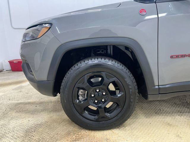 Used 2023 Jeep Compass Trailhawk AWD/4WD image 19