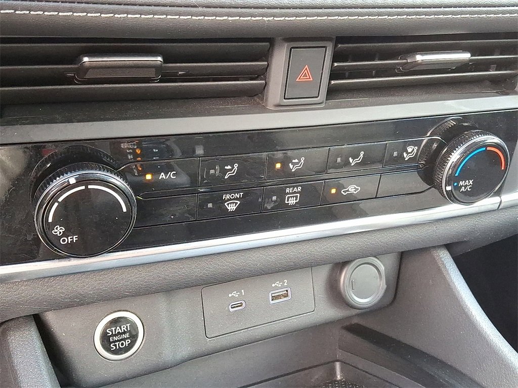 Used 2021 Nissan Rogue S image 15