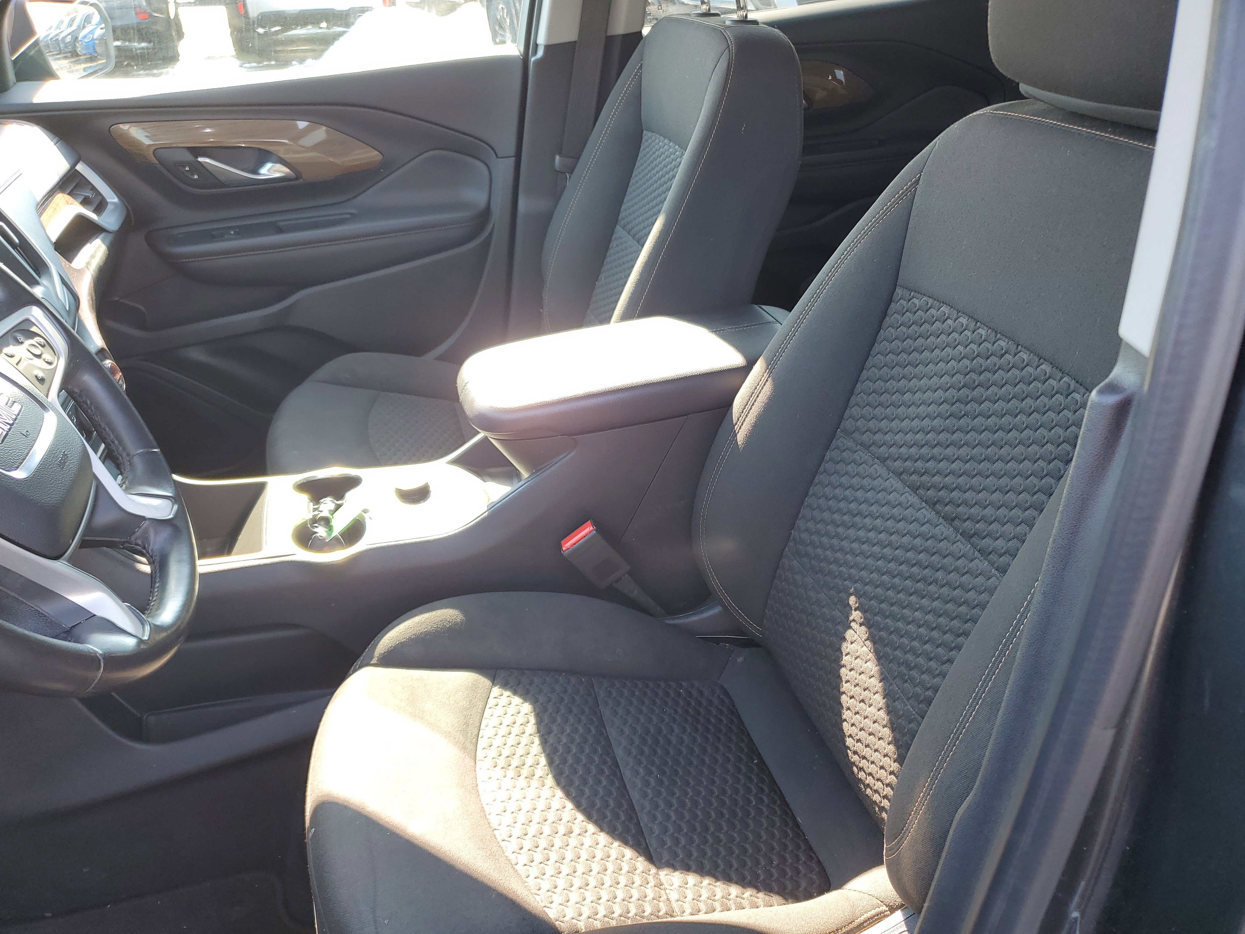 Used 2020 GMC Terrain SLE w/ Driver Convenience Package image 27