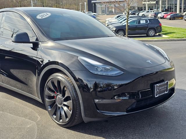 Used 2024 Tesla Model Y Performance image 2