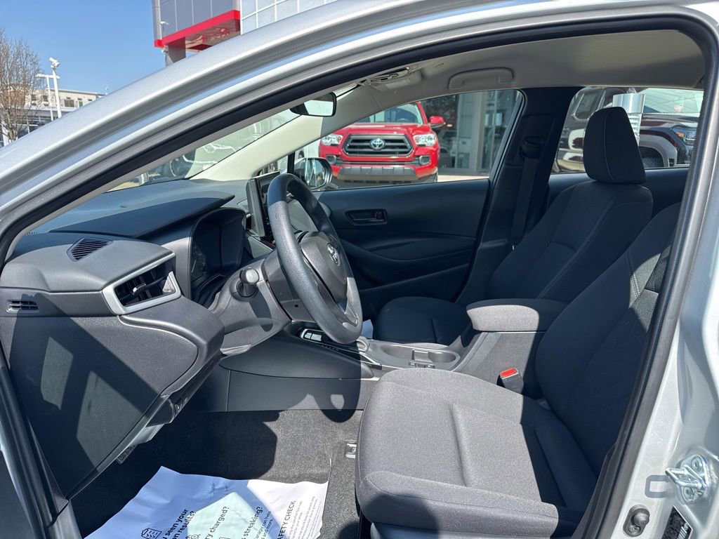 Certified 2025 Toyota Corolla LE image 12