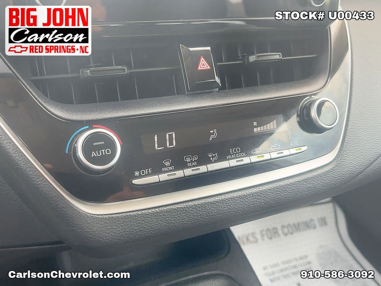 Used 2020 Toyota Corolla LE FWD image 30