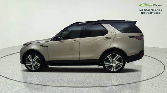 Used 2024 Land Rover Discovery Metropolitan Edition AWD/4WD image 5