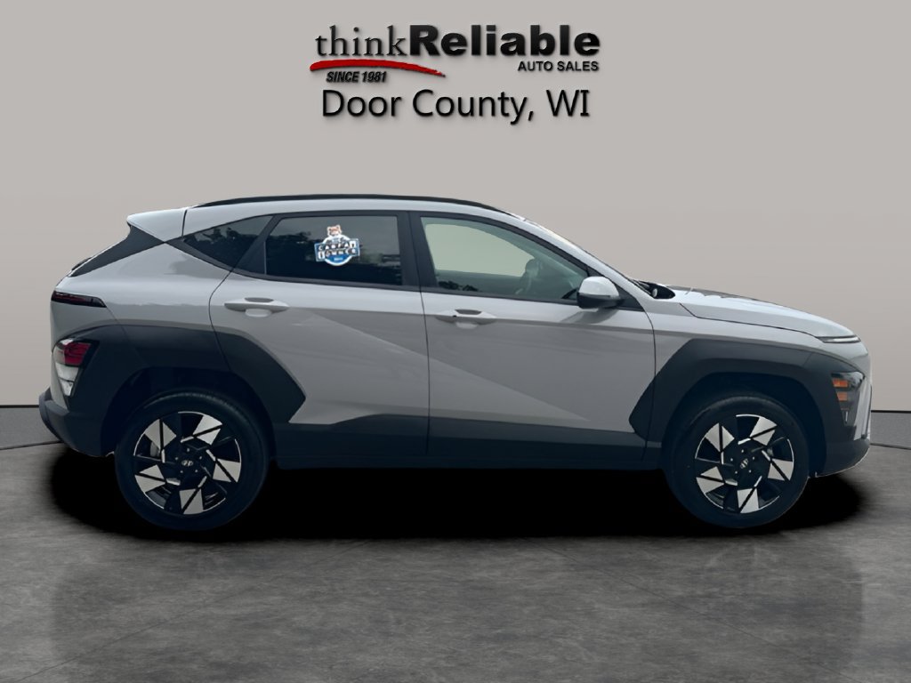 Used 2025 Hyundai Kona SEL AWD/4WD image 6