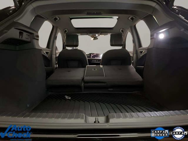 Used 2024 Audi Q4 e-tron Premium RWD image 18