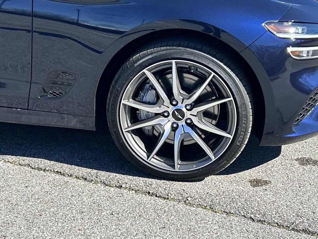 New 2026 Genesis G70 2.5T Prestige image 9