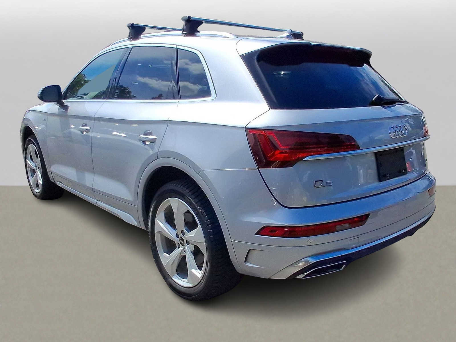 Used 2022 Audi Q5 2.0T Premium Plus w/ Premium Plus Package AWD/4WD image 28