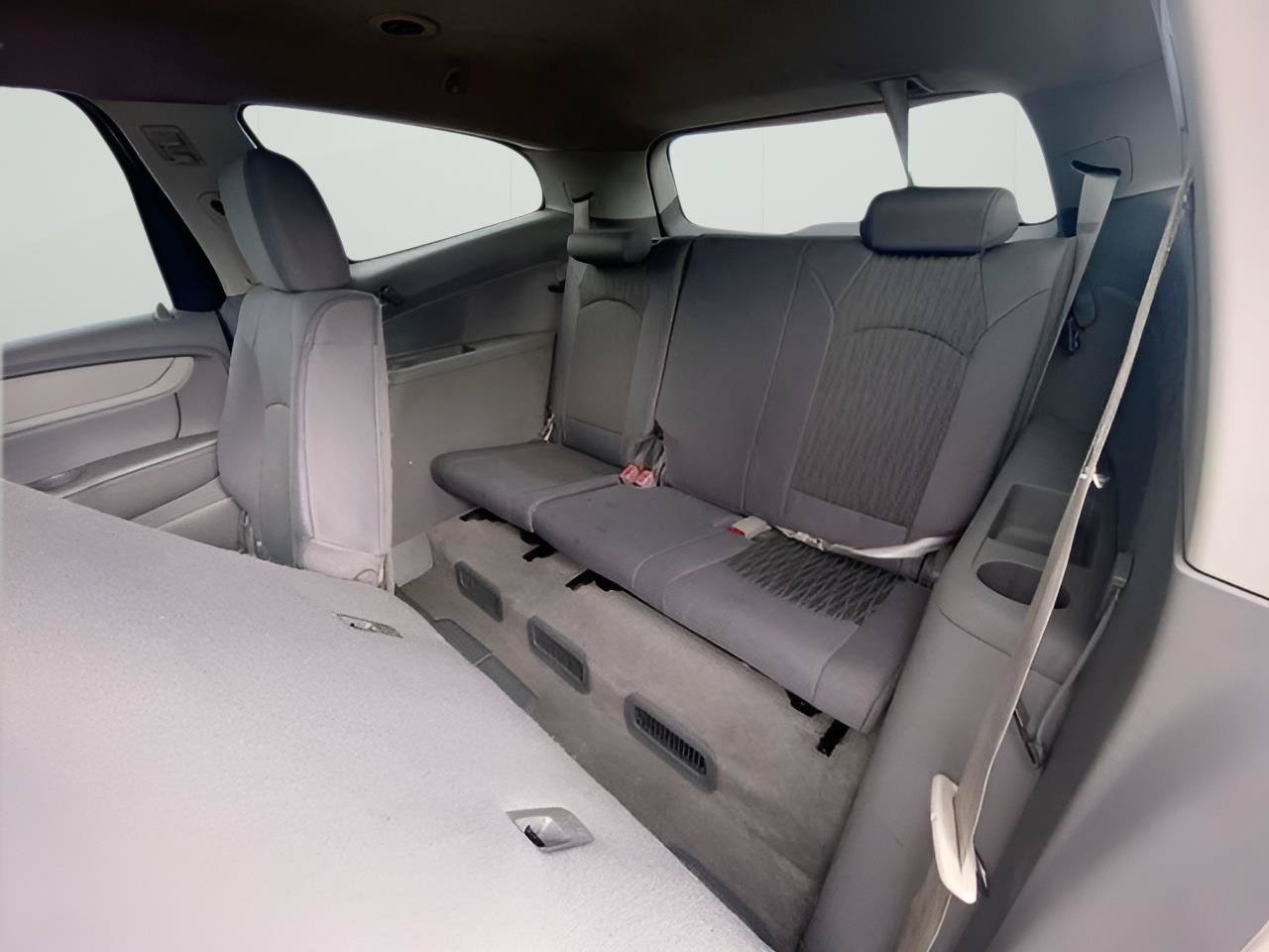 Used 2013 Chevrolet Traverse LS FWD image 26