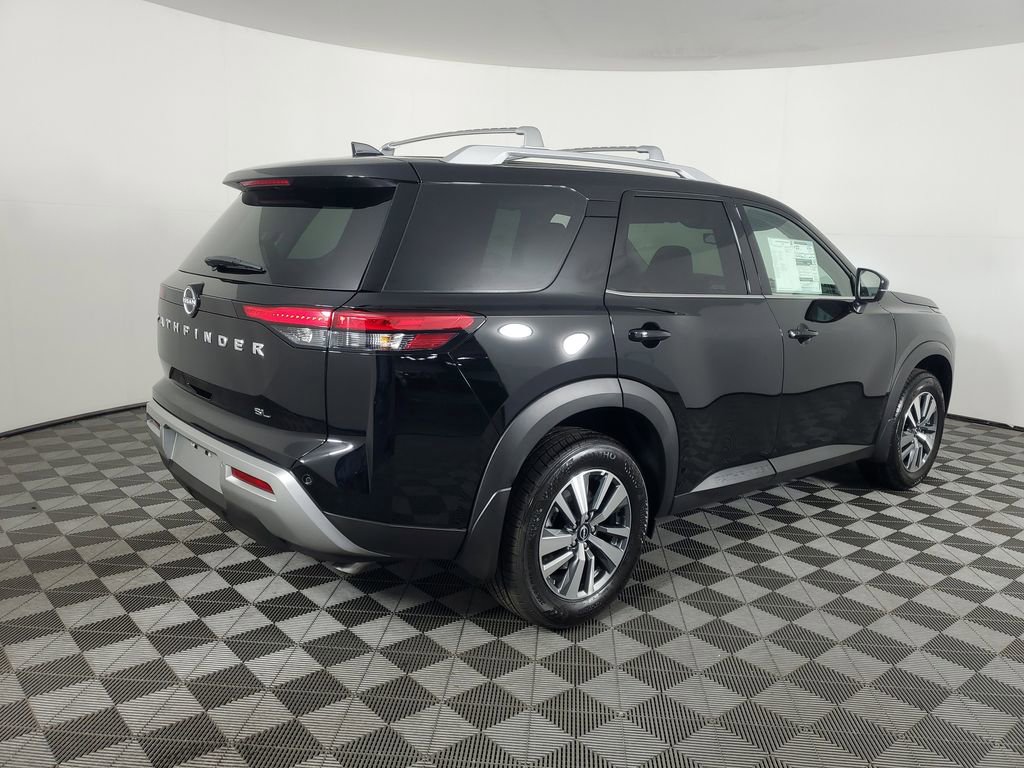 New 2025 Nissan Pathfinder SL image 4