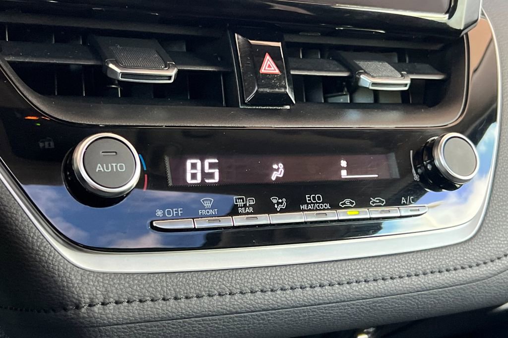 Used 2023 Toyota Corolla XLE FWD image 16