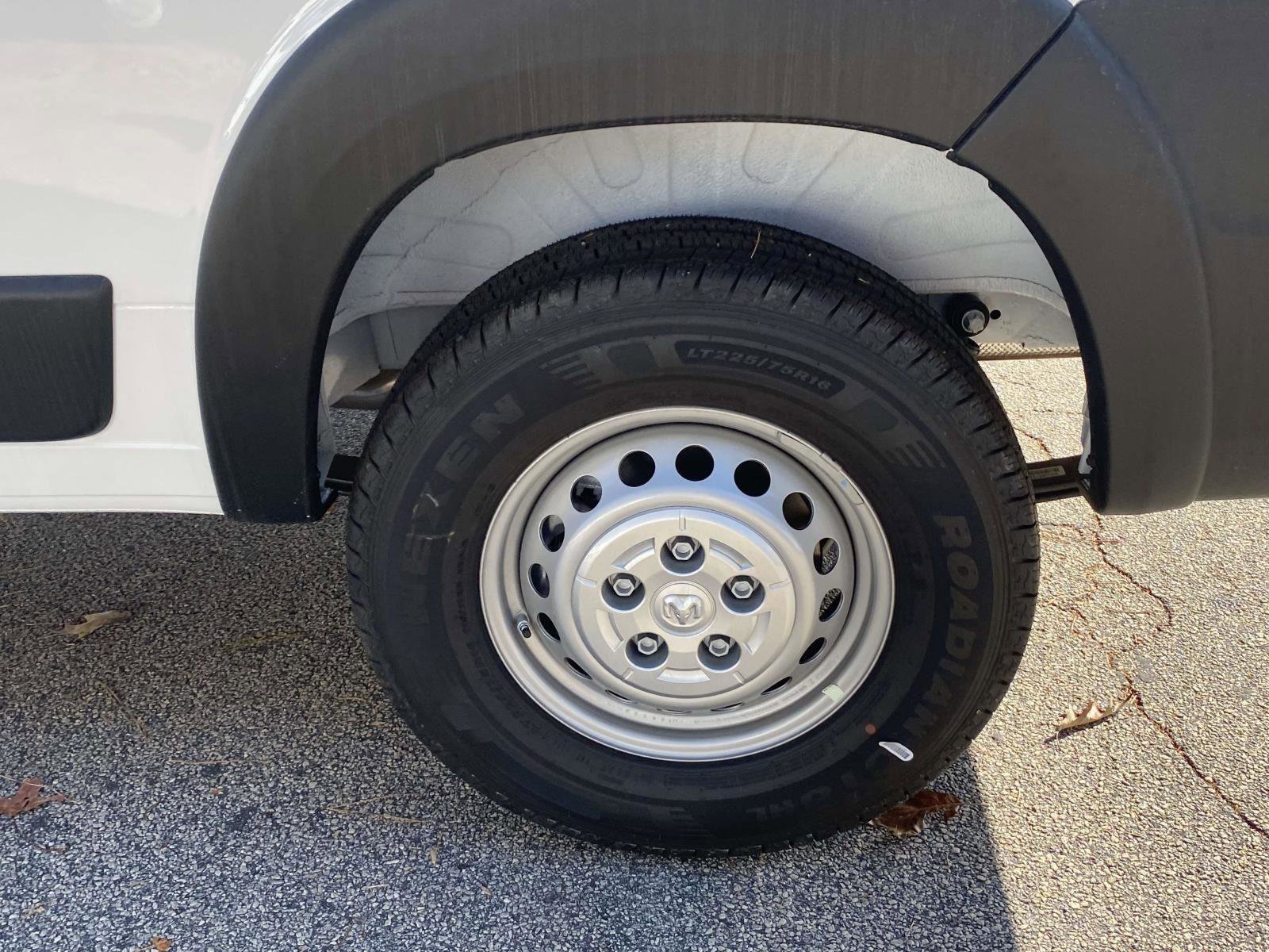 Used 2025 RAM ProMaster 2500 image 37