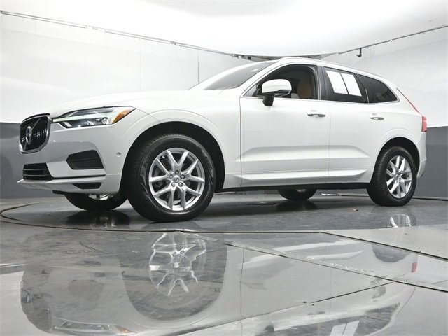 Used 2018 Volvo XC60 T5 Momentum w/ Vision Package image 35