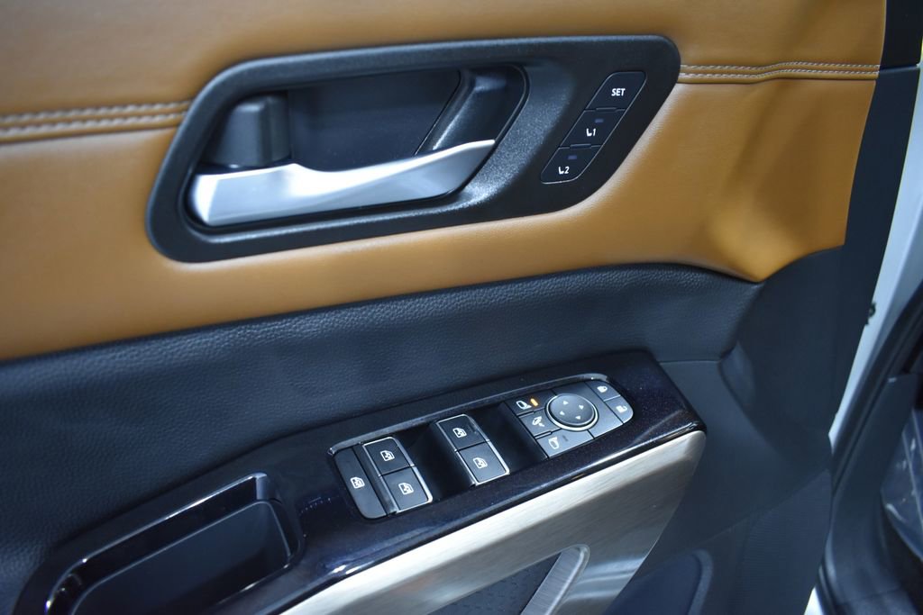 Certified 2023 Nissan Pathfinder Platinum w/ Cargo Package image 15