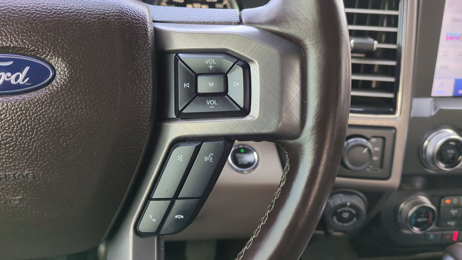 Used 2019 Ford F150 Limited AWD/4WD image 26
