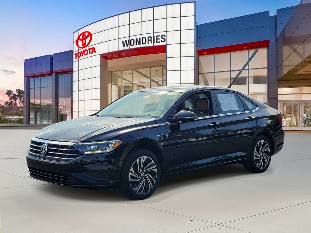 Used 2020 Volkswagen Jetta SEL FWD image 2