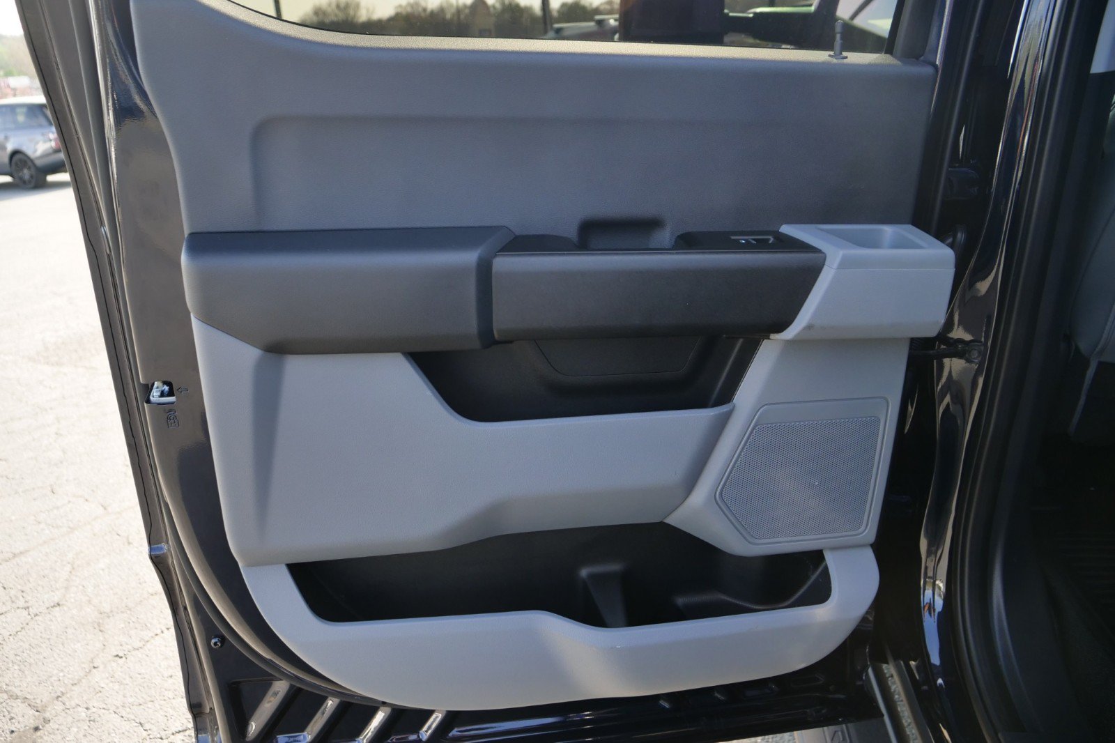 Used 2024 Ford F350 XL RWD image 15