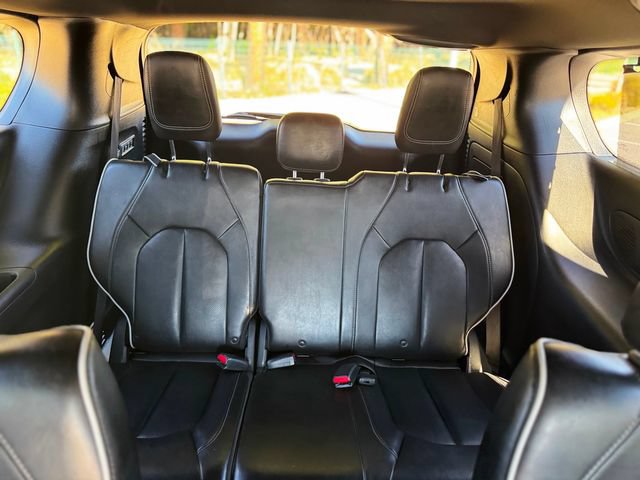 Used 2018 Chrysler Pacifica Limited w/ Advanced Safetytec Group FWD image 45
