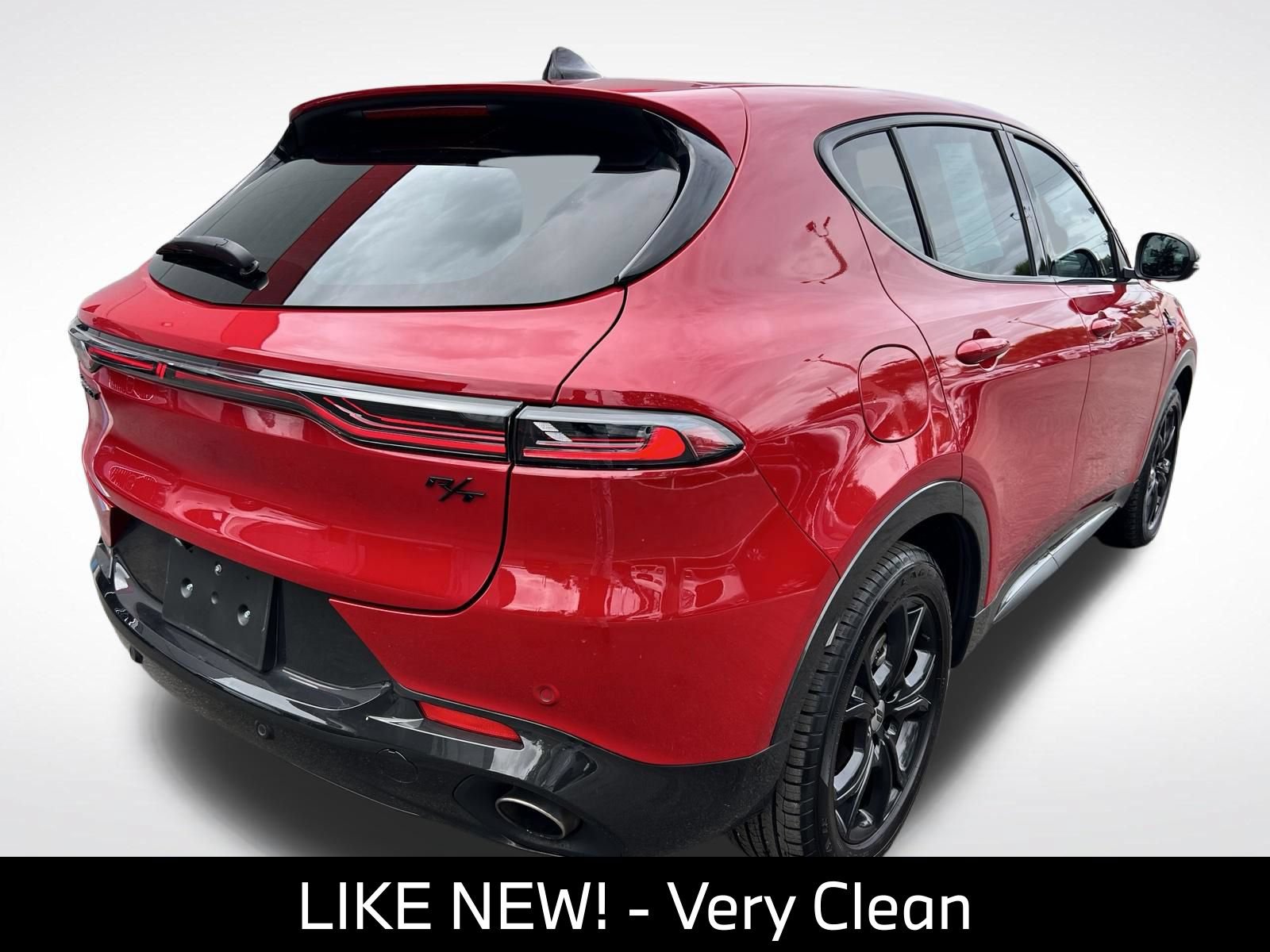 Used 2024 Dodge Hornet R/T Plus w/ R/T Blacktop Package AWD/4WD image 10