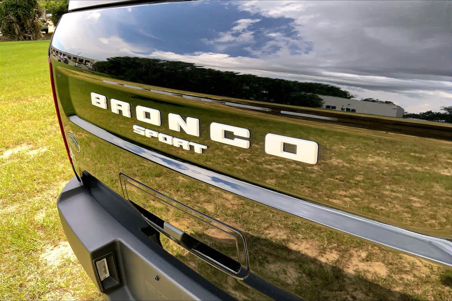 Used 2024 Ford Bronco Sport Outer Banks w/ Tech Package AWD/4WD image 10