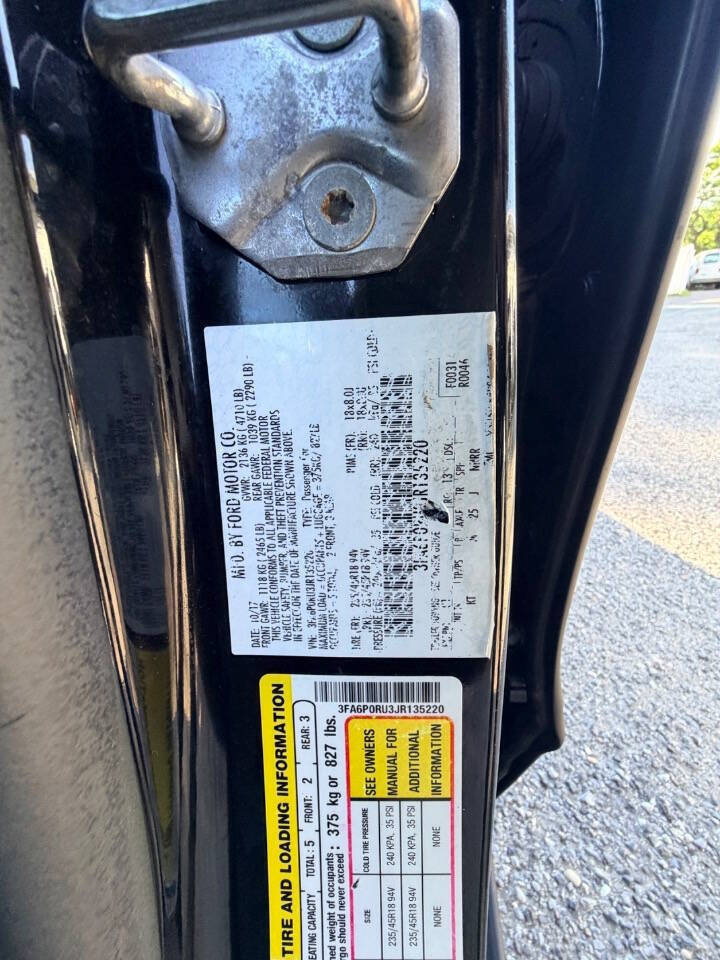 Used 2018 Ford Fusion Titanium FWD image 13