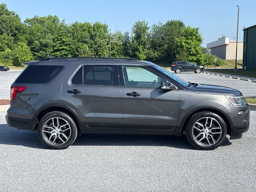 Used 2018 Ford Explorer Sport w/ Equipment Group 401A AWD/4WD image 9