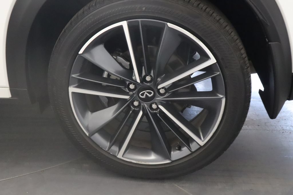 Used 2023 INFINITI QX50 Sport AWD/4WD image 13