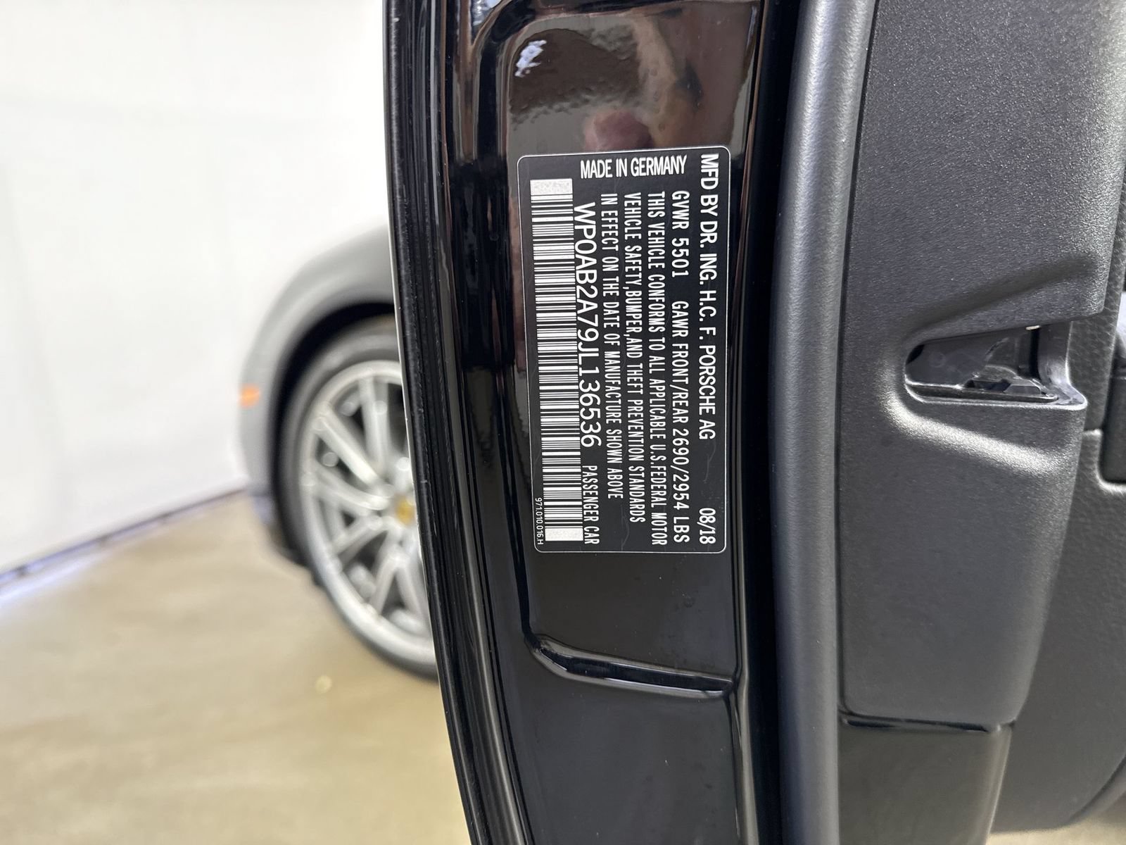 Used 2018 Porsche Panamera 4S AWD/4WD image 36