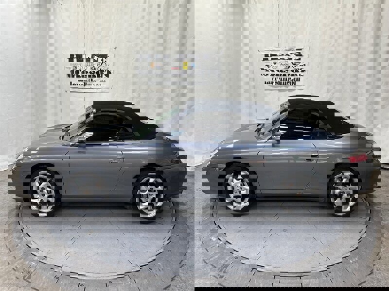 Used 2002 Porsche 911 Carrera 4 image 10