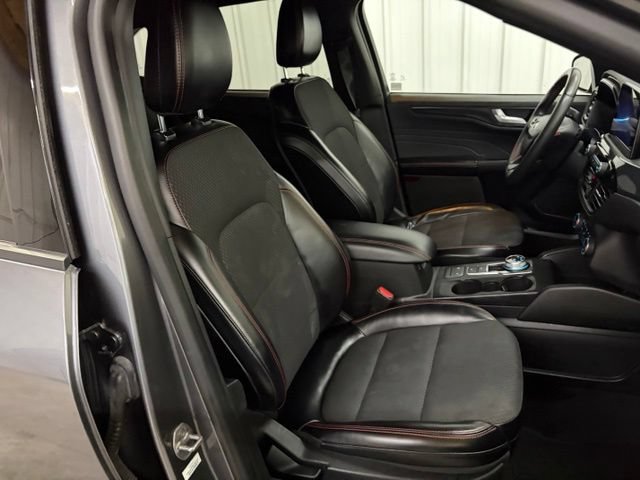 Used 2024 Ford Escape ST-Line AWD/4WD image 25