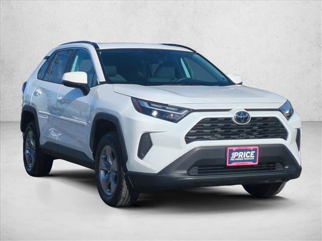 Used 2024 Toyota RAV4 XLE image 3
