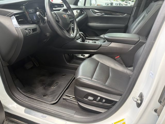 Used 2020 Cadillac XT6 Premium Luxury FWD image 9