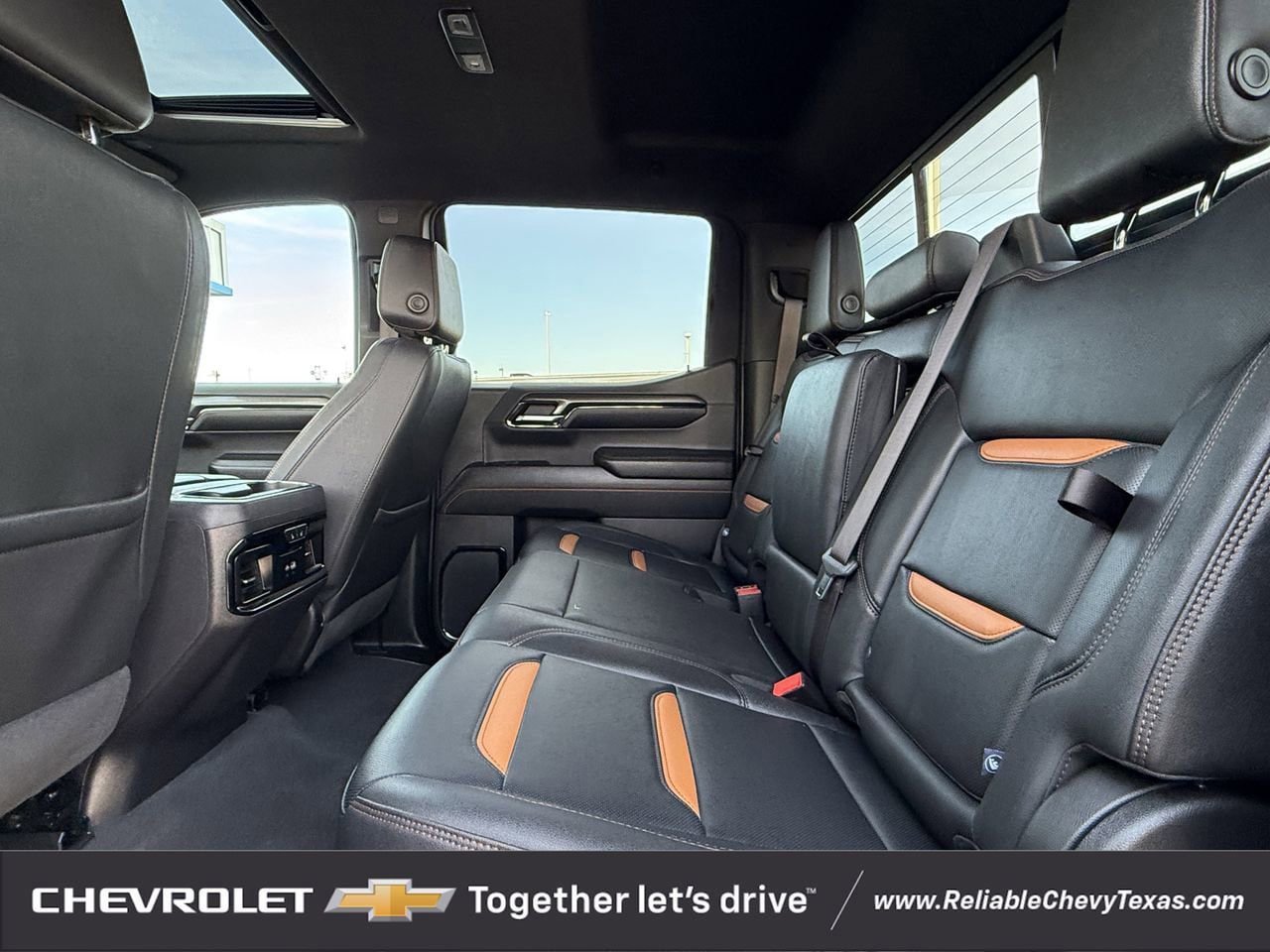 Certified 2024 GMC Sierra 1500 AT4 w/ Technology Package image 34