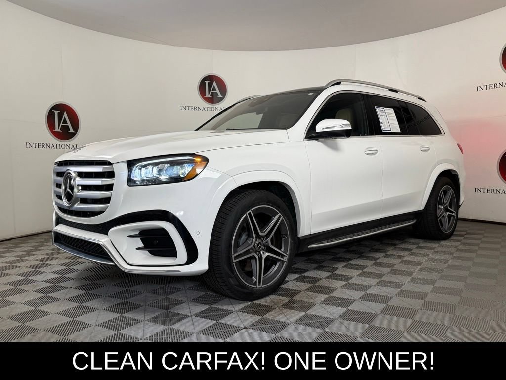 Used 2024 Mercedes-Benz GLS 450 4MATIC image 3