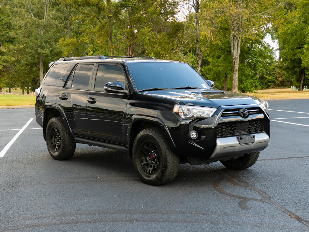 Used 2022 Toyota 4Runner TRD Off-Road Premium AWD/4WD image 3