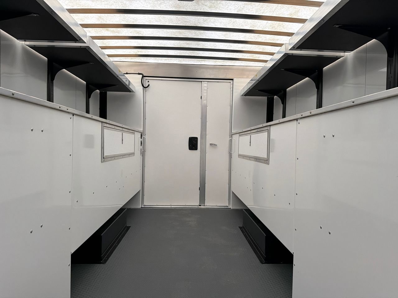 New 2026 Ford E-450 and Econoline 450 Super Duty w/ Power Equipment Group RWD image 18