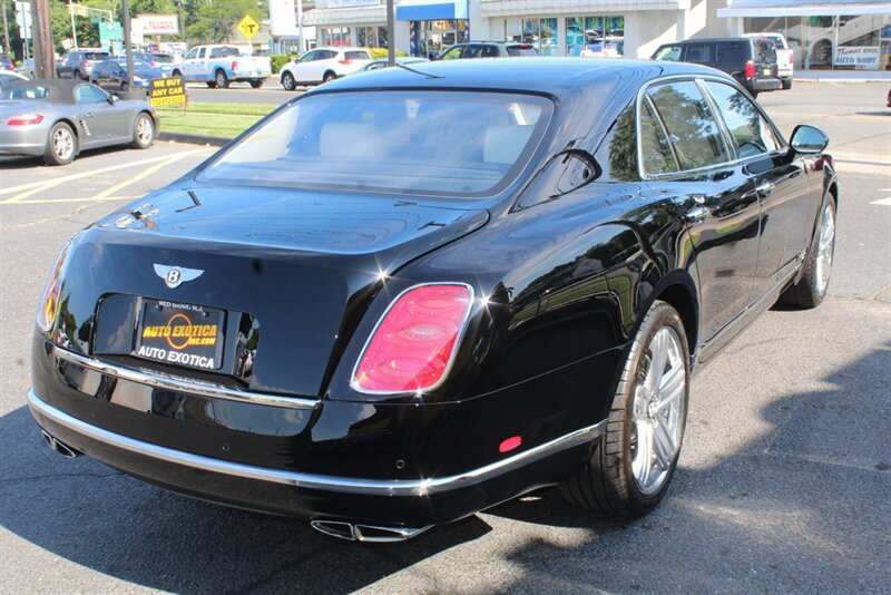 Used 2013 Bentley Mulsanne RWD image 5